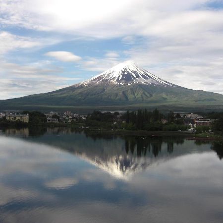 富岳庄民宿　 富士河口湖 外观 照片