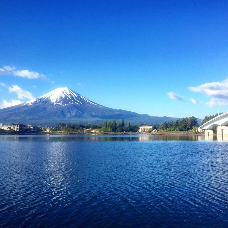 富岳庄民宿　 富士河口湖 外观 照片
