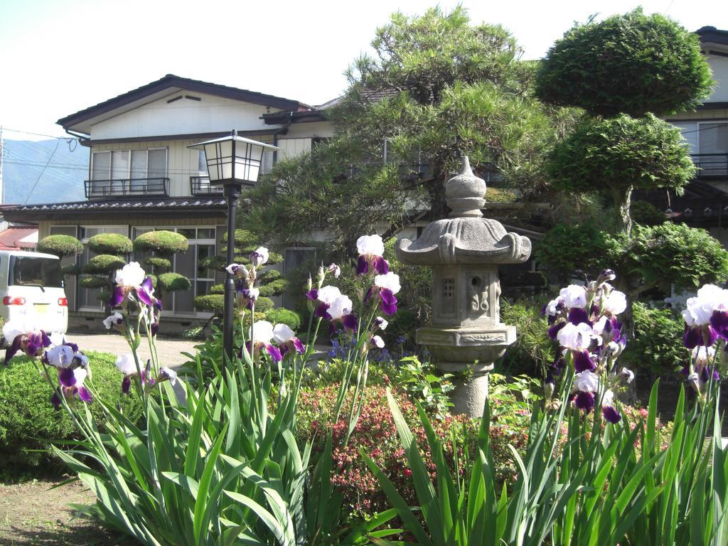 富岳庄民宿　 富士河口湖 外观 照片