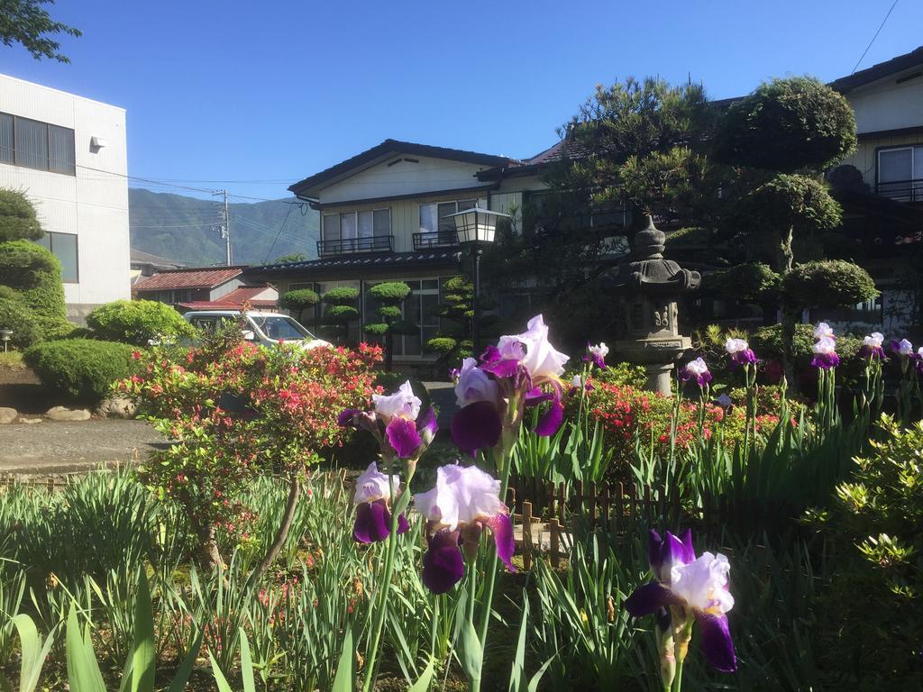 富岳庄民宿　 富士河口湖 外观 照片