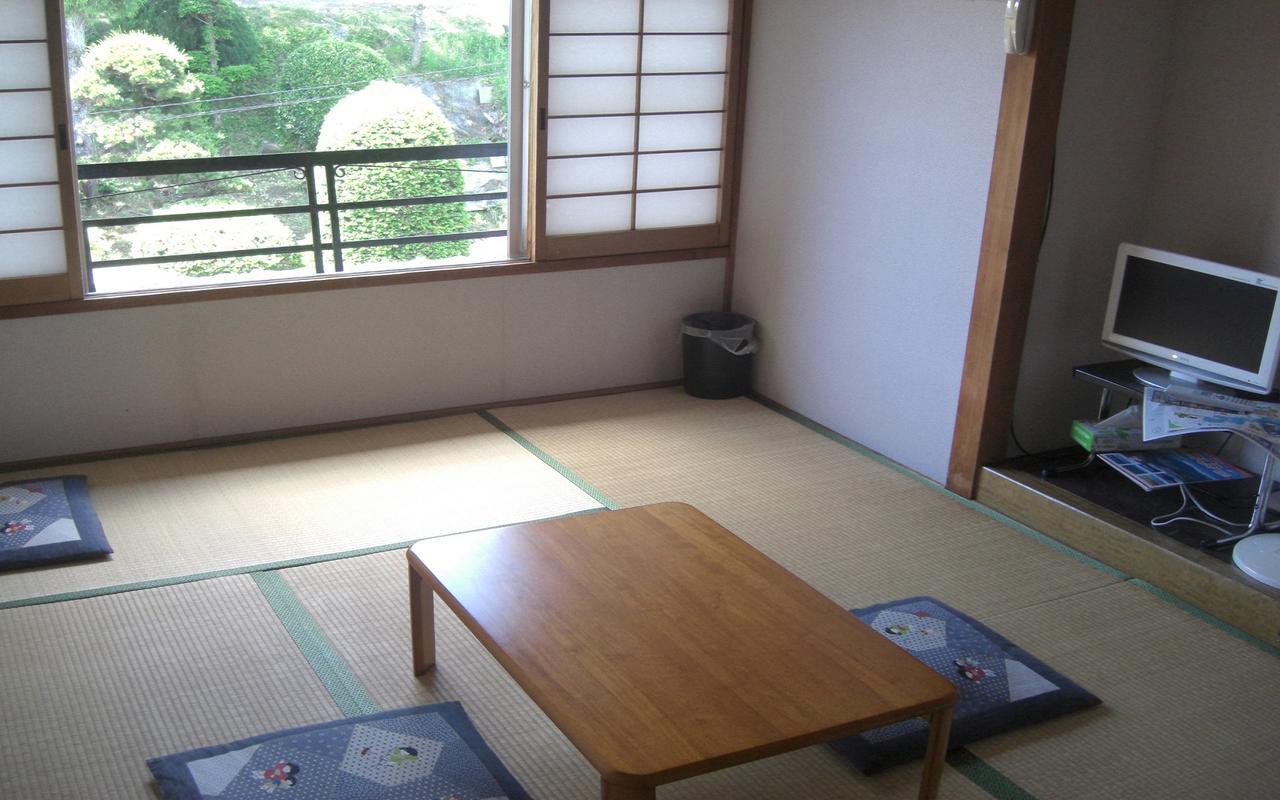 富岳庄民宿　 富士河口湖 外观 照片